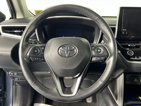 Used 2023 Toyota Corolla Cross XLE w/ Convenience Package AWD/4WD image 23