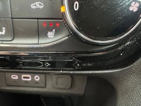 Used 2022 Buick Encore GX Preferred w/ Cold Weather Comfort Package image 21