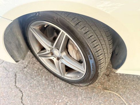 Used 2017 Mercedes-Benz E 300 image 9
