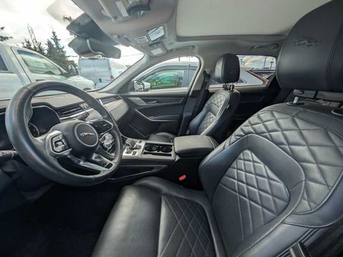 Used 2023 Jaguar F-PACE S AWD/4WD image 4