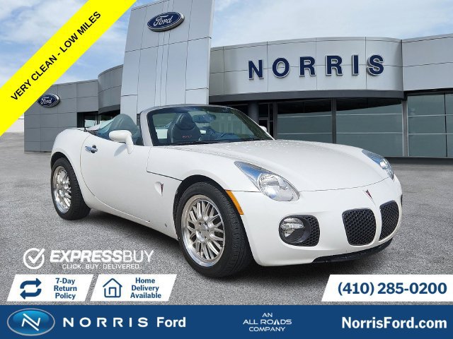 Used 2008 Pontiac Solstice GXP w/ Premium Package RWD image 1