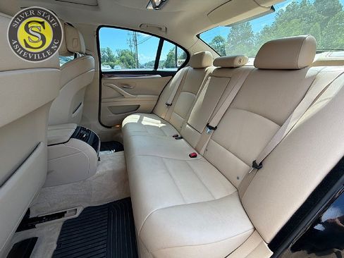 Used 2011 BMW 535i Sedan RWD image 14