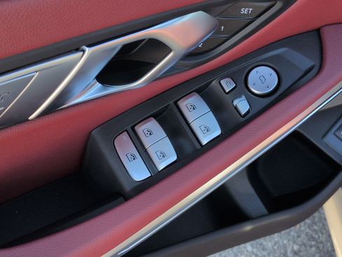 New 2026 BMW 330i Sedan w/ M Sport Package image 15