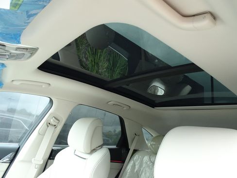 New 2026 Genesis GV70 2.5T Select image 8