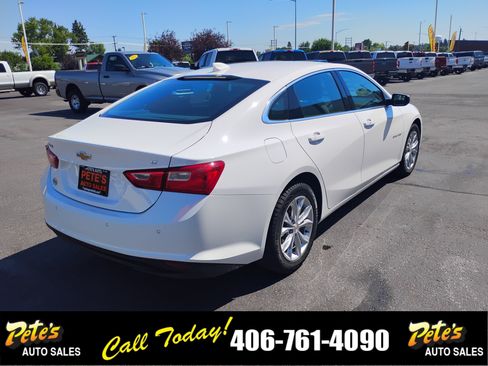 Used 2025 Chevrolet Malibu LT FWD image 4