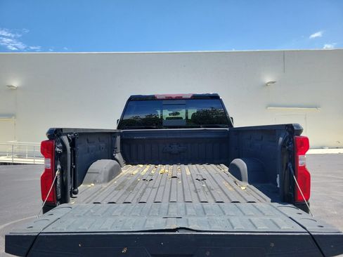 Used 2022 Chevrolet Silverado 2500 LTZ w/ LTZ Plus Package AWD/4WD image 13