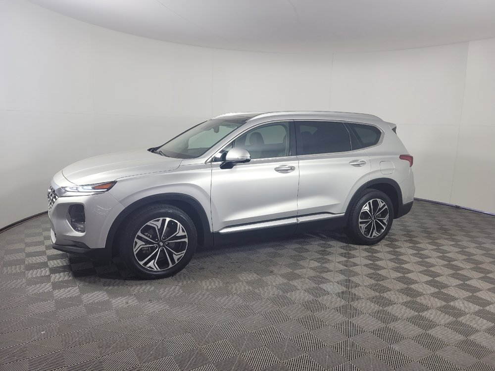 Used 2019 Hyundai Santa Fe FWD image 2