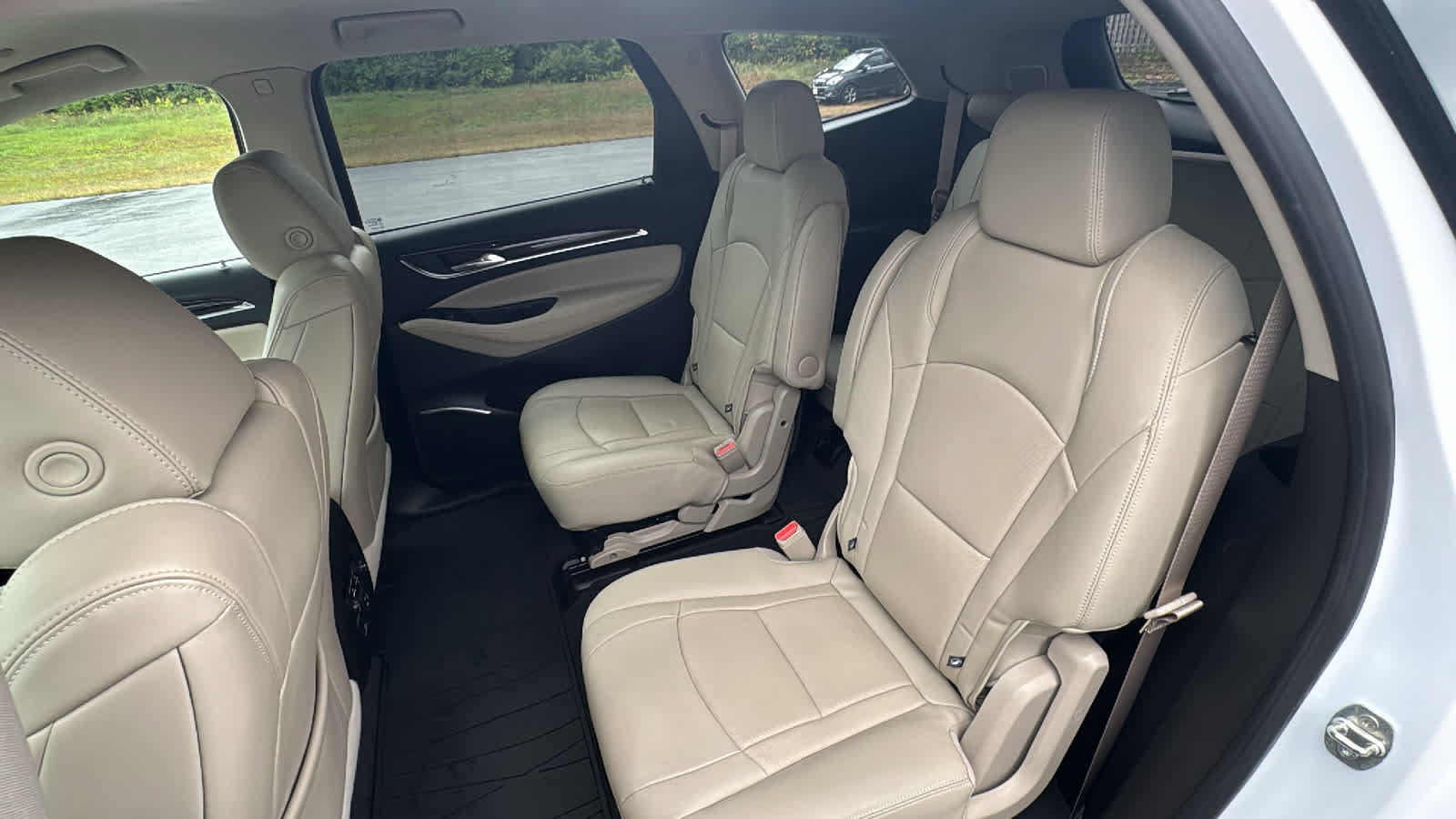 Certified 2019 Buick Enclave Premium w/ Trailering Package, 5000 lbs. AWD/4WD image 31
