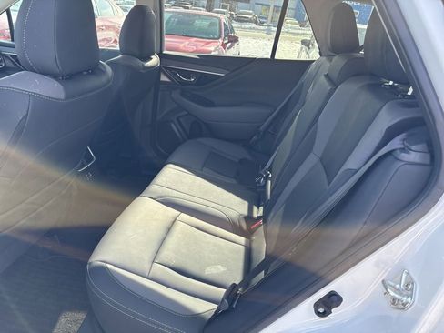 Used 2025 Subaru Outback Onyx Edition image 30