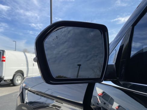 Used 2021 Ford Expedition Limited image 40