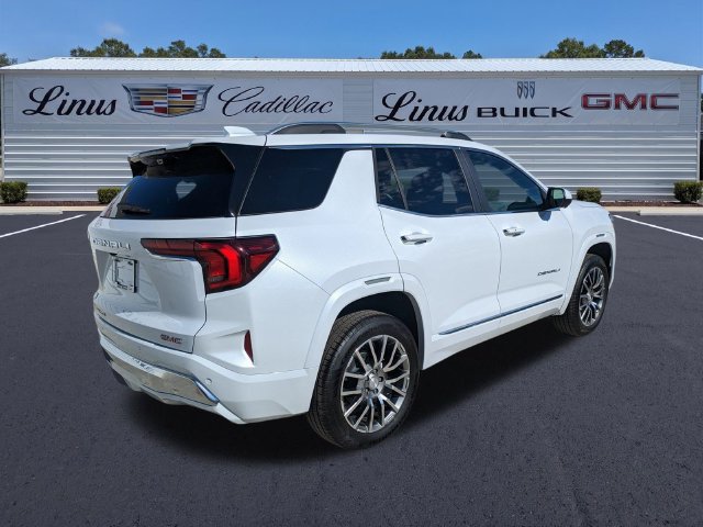 New 2027 GMC Terrain Denali AWD/4WD image 4