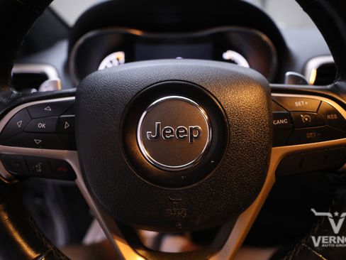 Used 2015 Jeep Grand Cherokee Laredo w/ Quick Order Package 23E image 22