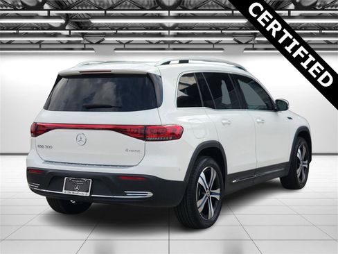 Certified 2022 Mercedes-Benz EQB 300 4MATIC image 7