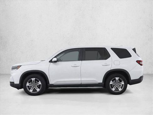 Used 2024 Honda Pilot EX-L image 4