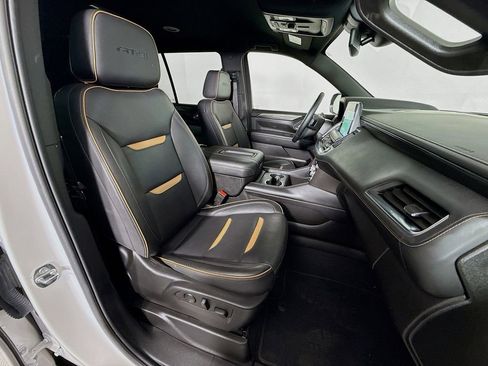 Used 2023 GMC Yukon AT4 w/ Technology Package image 29