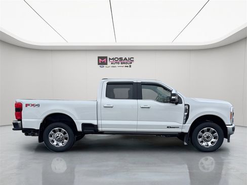 Used 2023 Ford F350 Lariat w/ Lariat Ultimate Package image 8