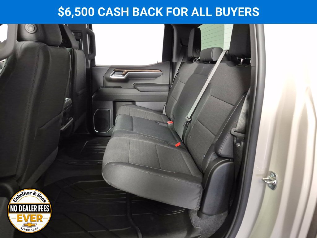 New 2026 Chevrolet Silverado 1500 RST w/ LPO, Dark Essentials Package AWD/4WD image 24
