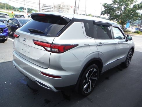 Used 2022 Mitsubishi Outlander SE AWD/4WD image 7