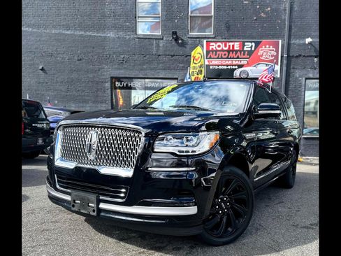 Used 2023 Lincoln Navigator L Reserve AWD/4WD image 1