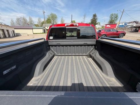 Used 2023 Chevrolet Colorado Z71 w/ Z71 Convenience Package 2 AWD/4WD image 57