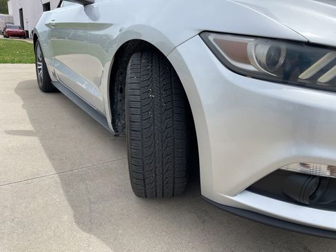 Used 2015 Ford Mustang Premium RWD image 18