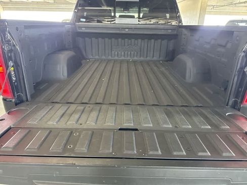 Used 2024 Chevrolet Silverado 1500 High Country w/ Technology Package RWD image 24