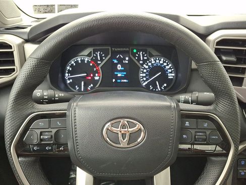 Used 2023 Toyota Tundra Limited AWD/4WD image 19