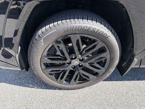 New 2026 Toyota RAV4 FWD image 12