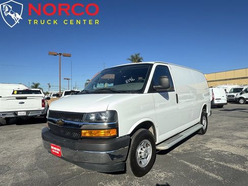 Used 2023 Chevrolet Express 2500 w/ Driver Convenience Package image 6