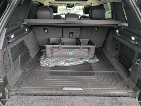 New 2026 Land Rover Range Rover SE image 26