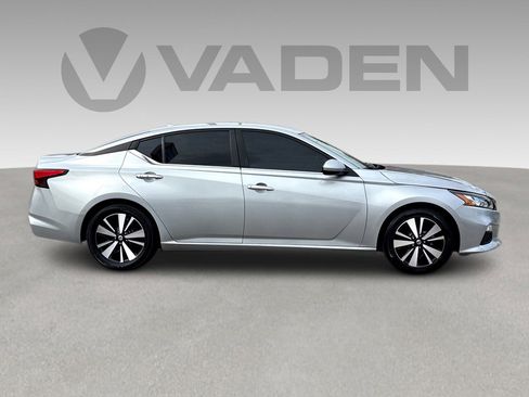 Used 2022 Nissan Altima 2.5 SV image 25