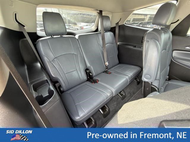 Certified 2021 Buick Enclave Premium w/ Sun and Sites Package AWD/4WD image 18