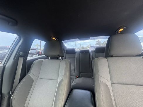 Used 2022 Dodge Charger SXT RWD image 12