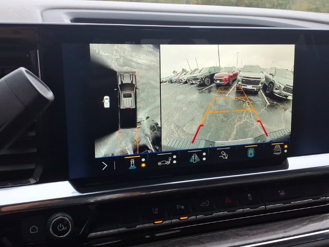 Used 2025 Chevrolet Silverado 2500 LTZ w/ LTZ Plus Package AWD/4WD image 7