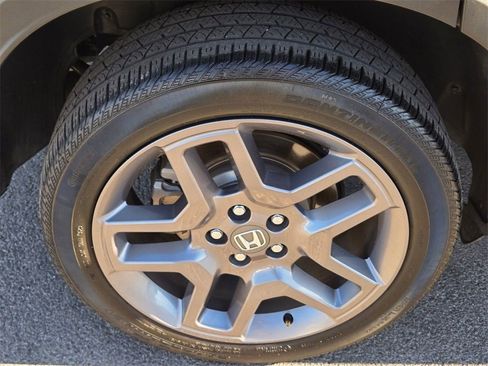 Used 2023 Honda Passport EX-L image 9