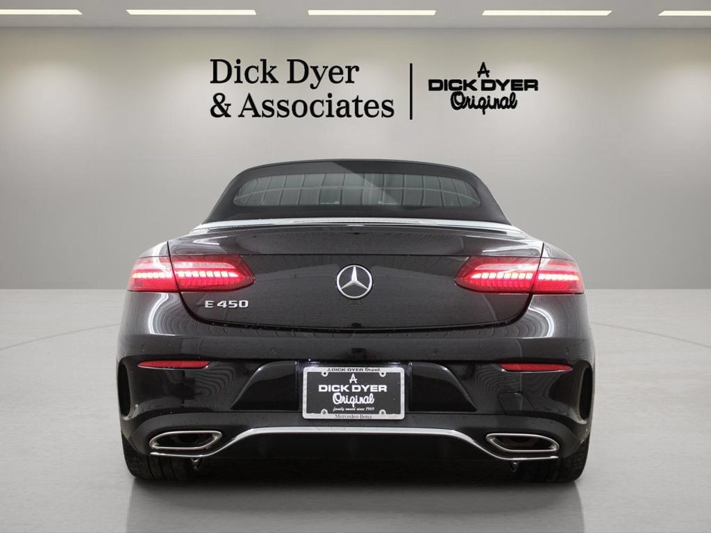Used 2023 Mercedes-Benz E 450 Cabriolet image 10