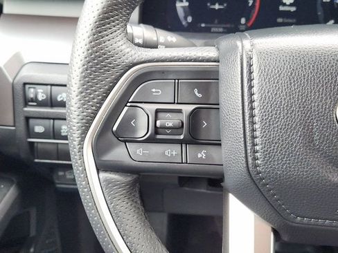 Used 2024 Toyota Tacoma TRD Off-Road image 28