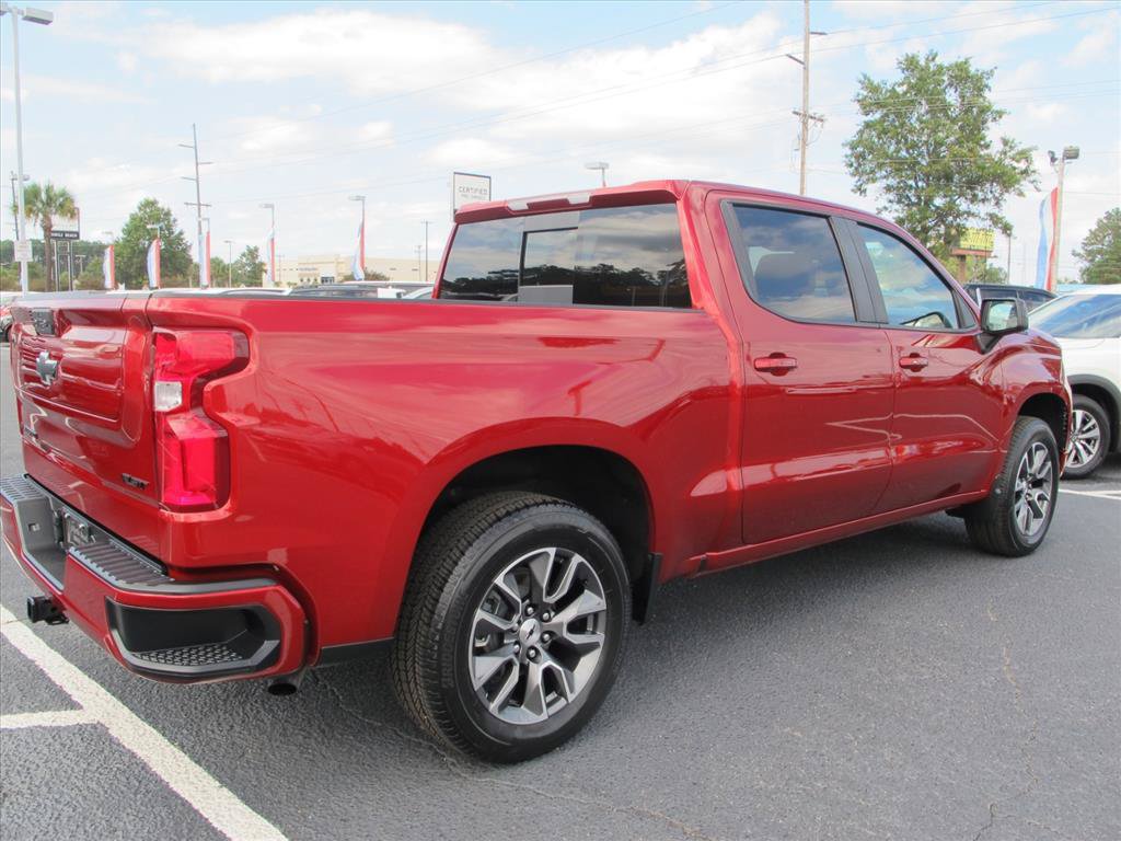 Used 2024 Chevrolet Silverado 1500 RST w/ Convenience Package II RWD image 3