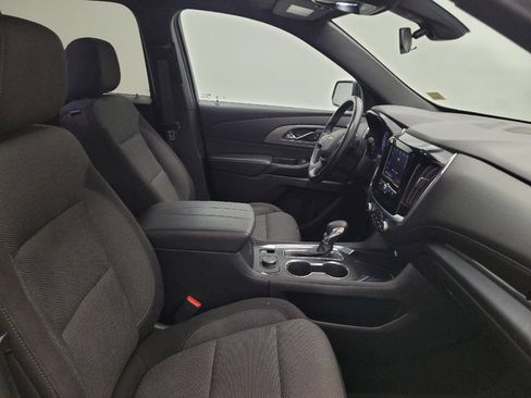 Used 2023 Chevrolet Traverse LT w/ LPO, Cargo Package AWD/4WD image 21