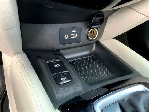 Used 2019 Nissan Rogue Sport SL w/ Premium Package image 30