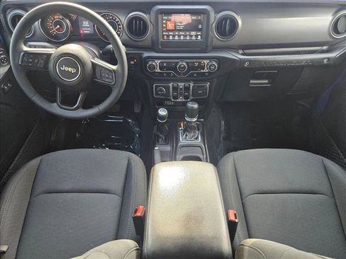 Used 2023 Jeep Wrangler Unlimited Sport AWD/4WD image 15