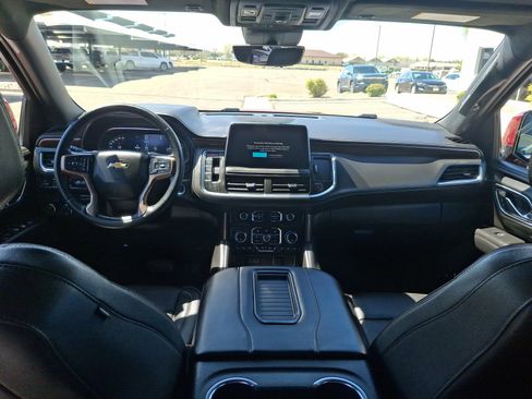 Used 2023 Chevrolet Tahoe High Country AWD/4WD image 15