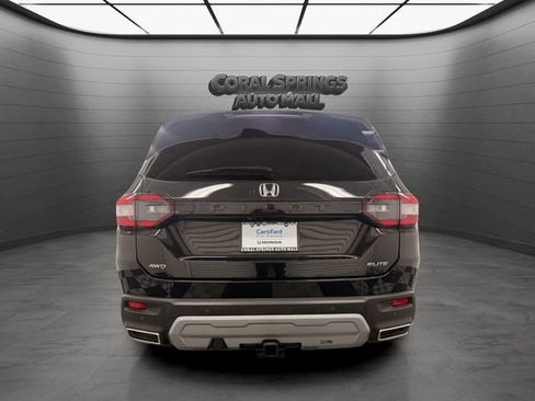 Certified 2023 Honda Pilot Elite image 4