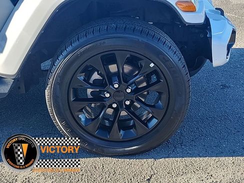 Certified 2023 Jeep Gladiator Overland image 23