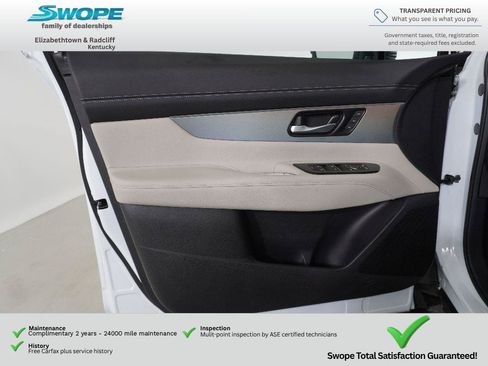 Used 2025 Nissan Murano SL AWD/4WD image 14