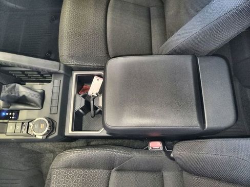 New 2026 Toyota 4Runner SR5 AWD/4WD image 21