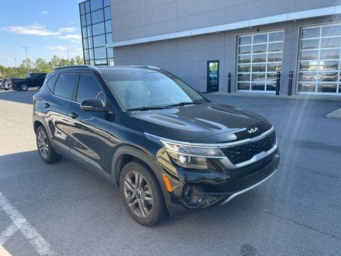 Used 2022 Kia Seltos S image 17