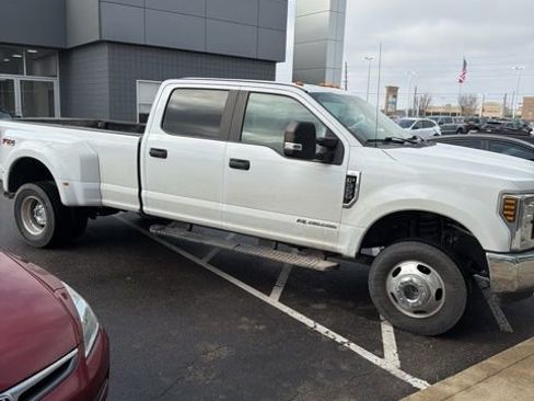 Used 2019 Ford F350 XL w/ Power Equipment Group image 3