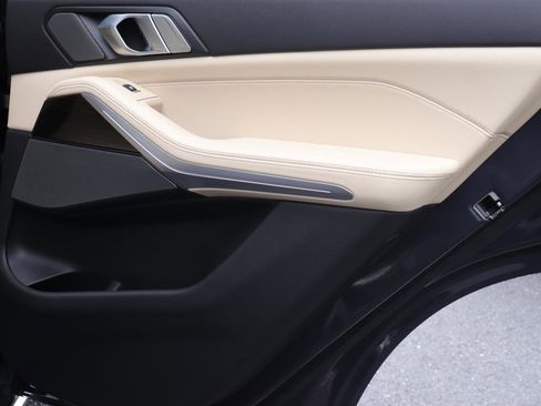 Used 2021 BMW X5 sDrive40i w/ Premium Package 2 image 21