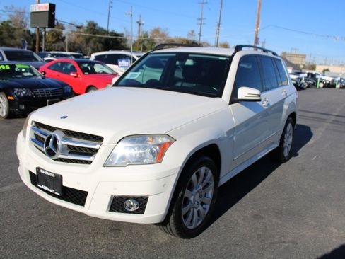 Used 2011 Mercedes-Benz GLK 350 2WD image 3